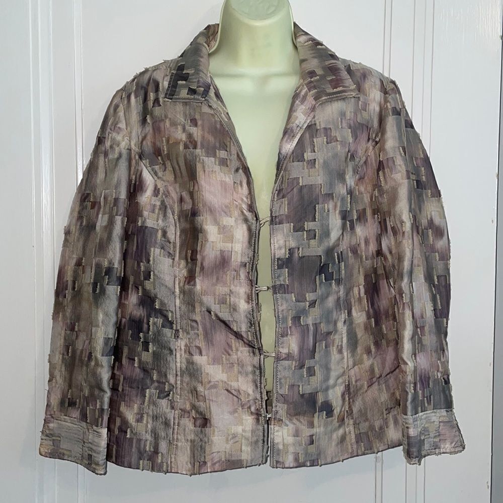 Chico’s tan, purple & lavender polyester jacket‎